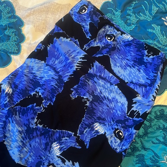 Lularoe Blue Squirrel Leggings Tall & Curvcy TC - Picture 2 of 5